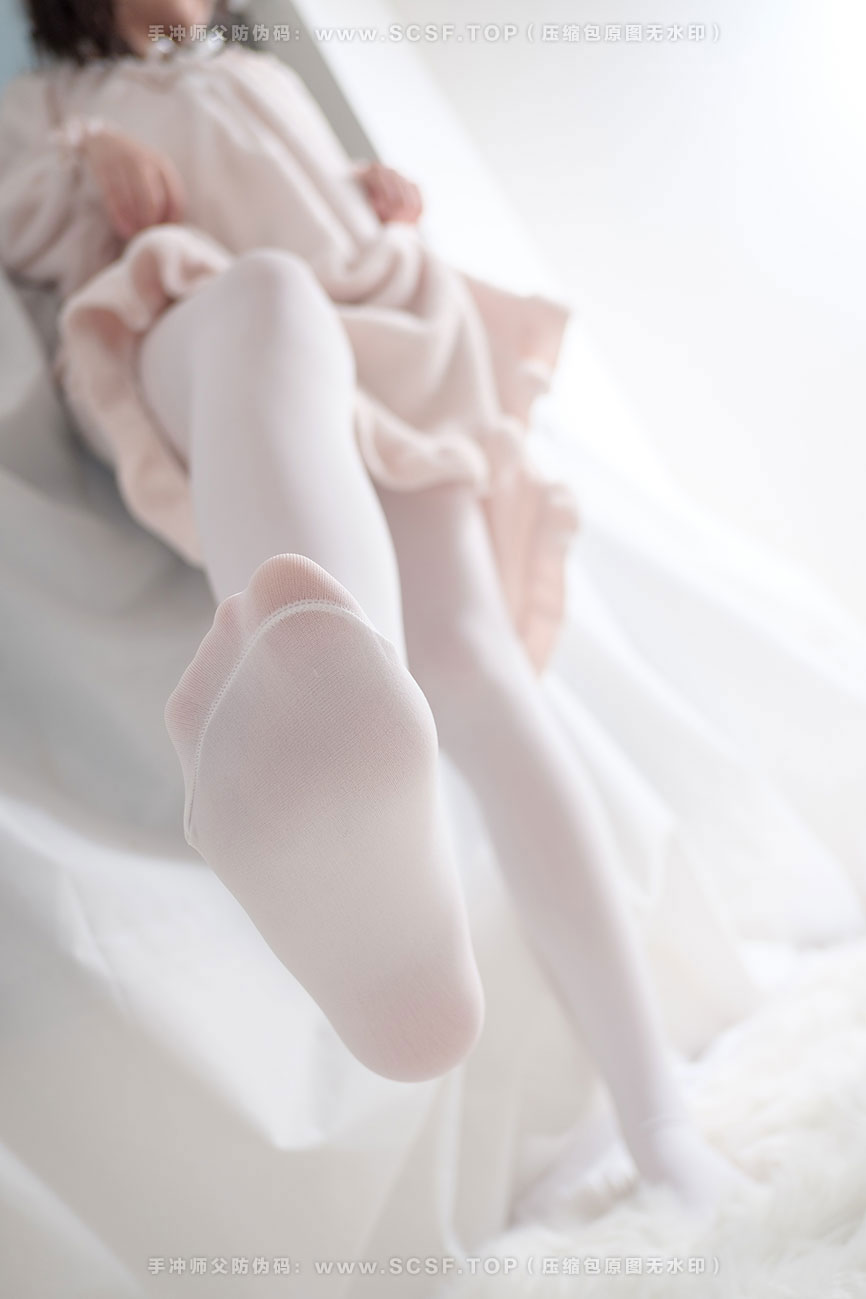 喵写真 [106P1V][377M]毛茸茸睡衣下的白丝