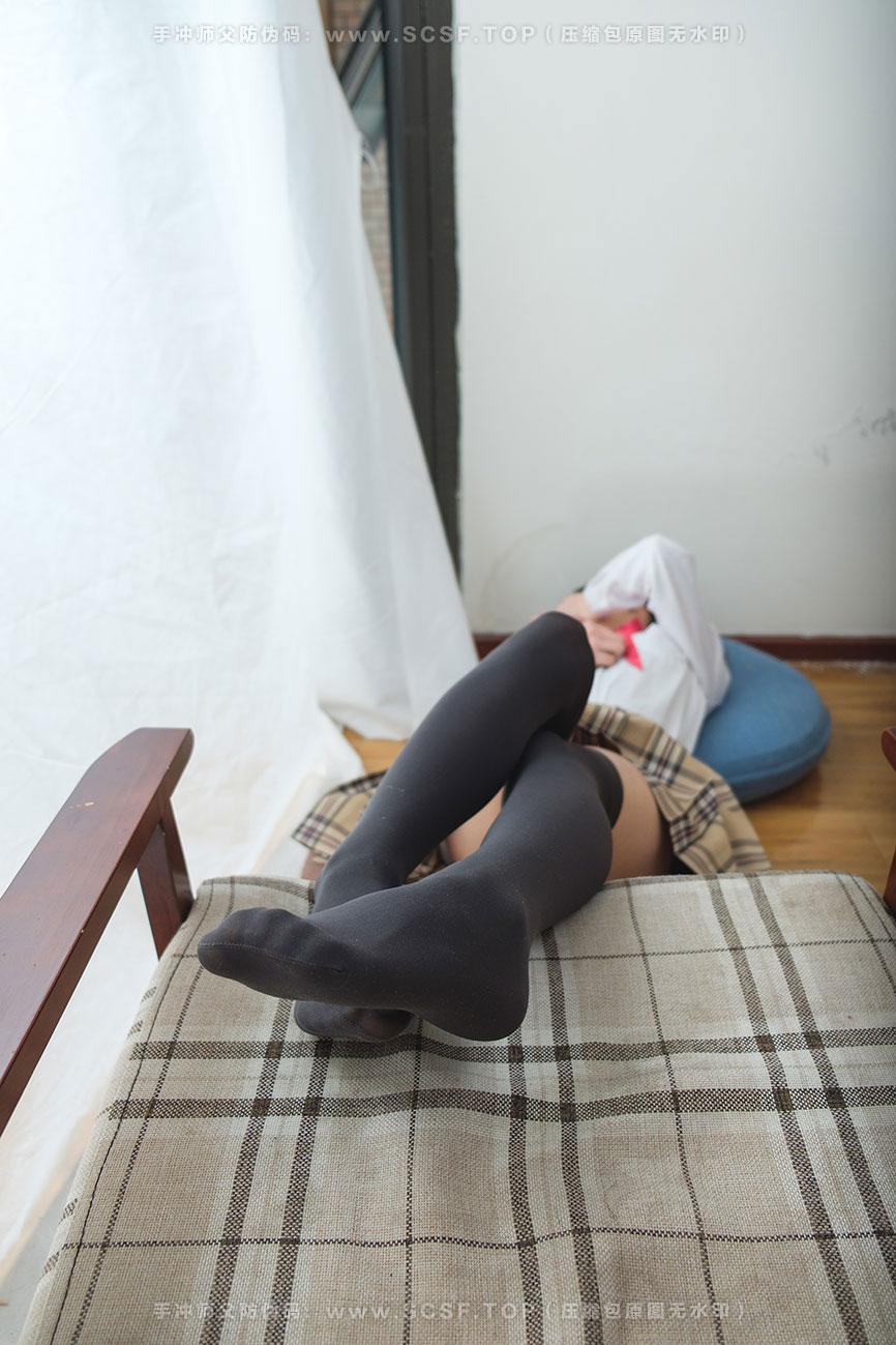 喵写真 [80P1V][971M]JK黑丝校服格子裙