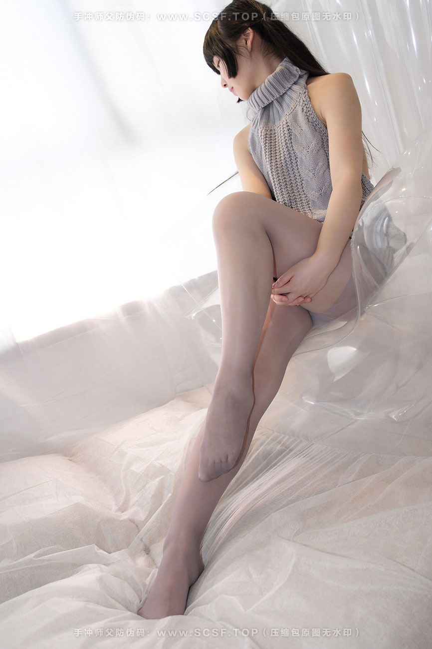 森萝财团 [98P][999M]毛衣灰丝