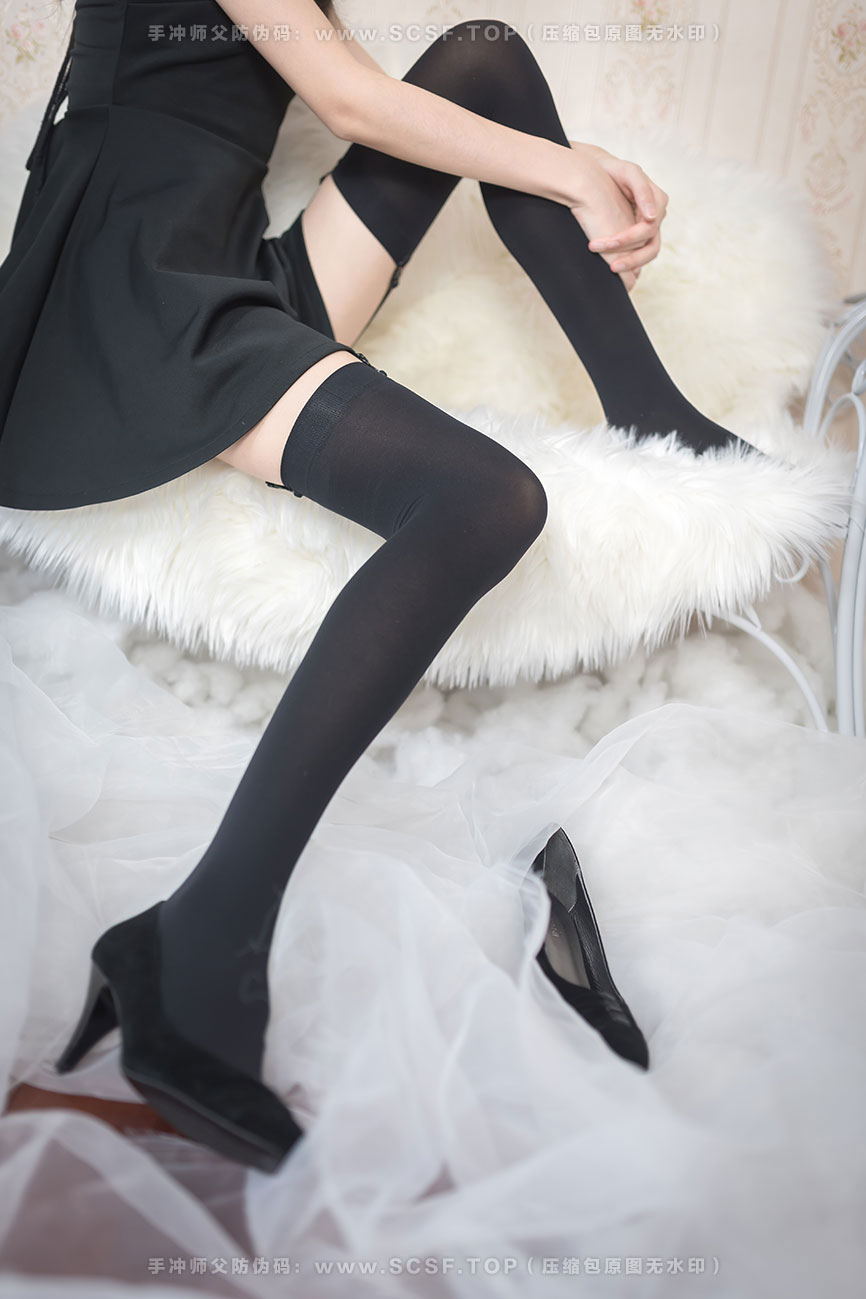 风之领域 [50P][290M]黑丝吊带美腿