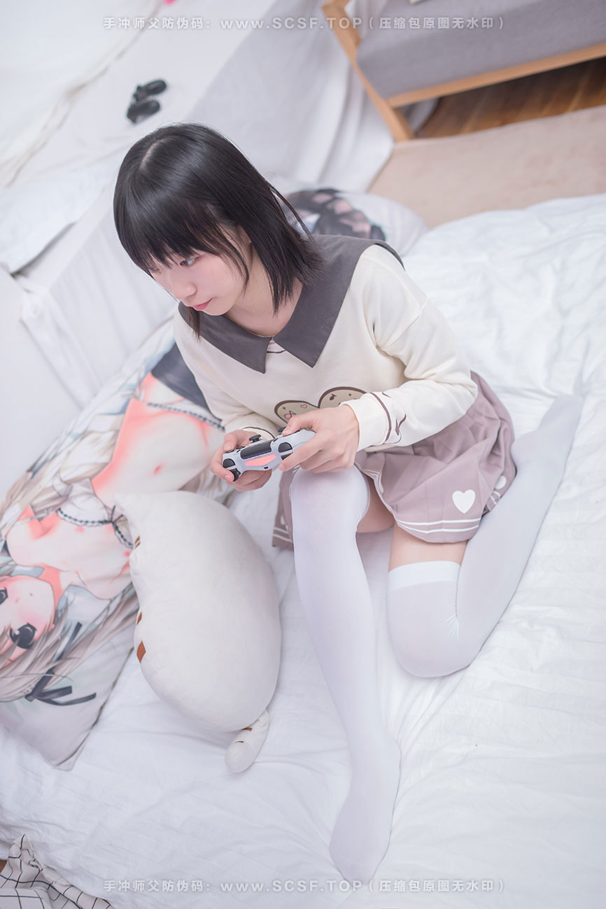 轻兰映画 [75P][344M]游戏少女的白丝