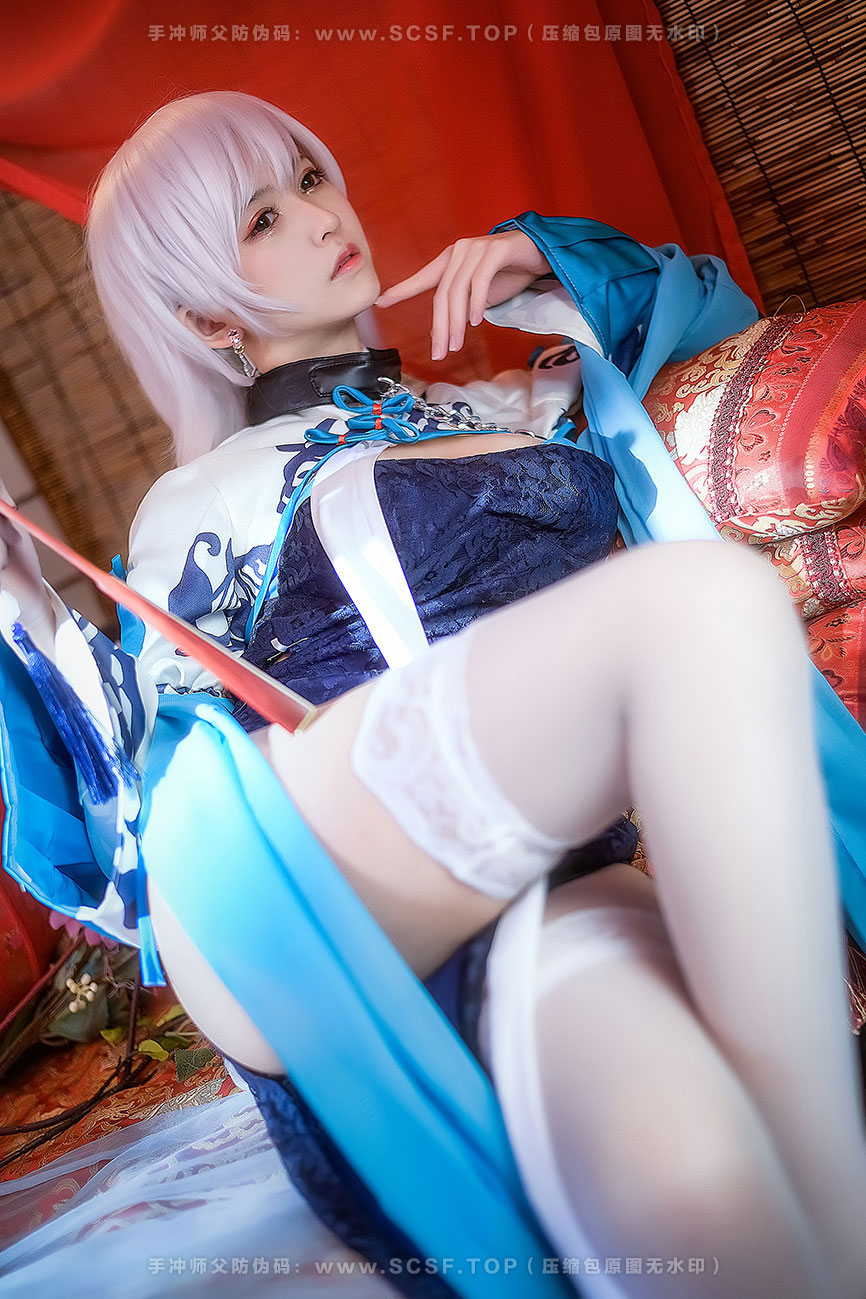 鳗鱼霏儿 [11P][144M]碧蓝华裳 贝姐