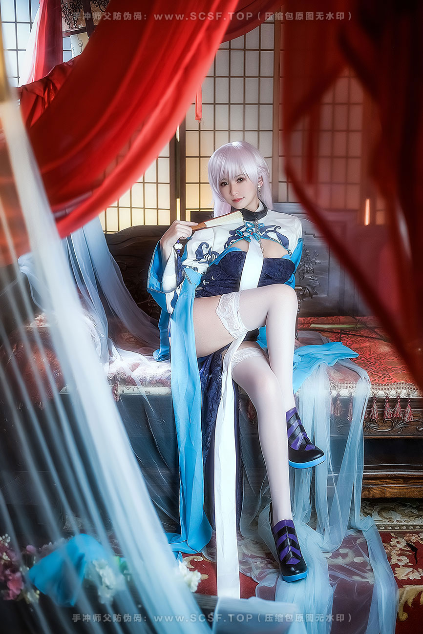 鳗鱼霏儿 [11P][144M]碧蓝华裳 贝姐