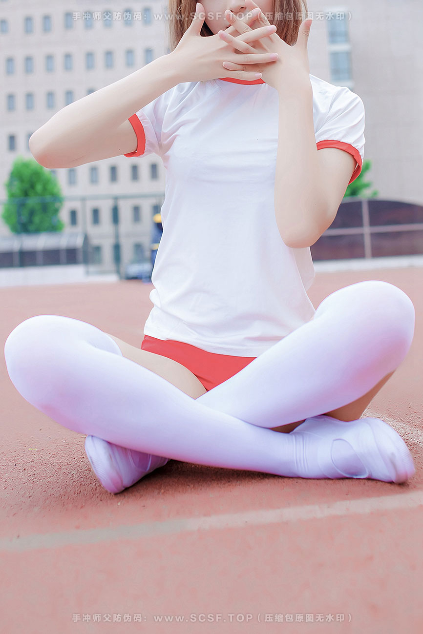 风之领域 [42P][243M]体育场上的少女