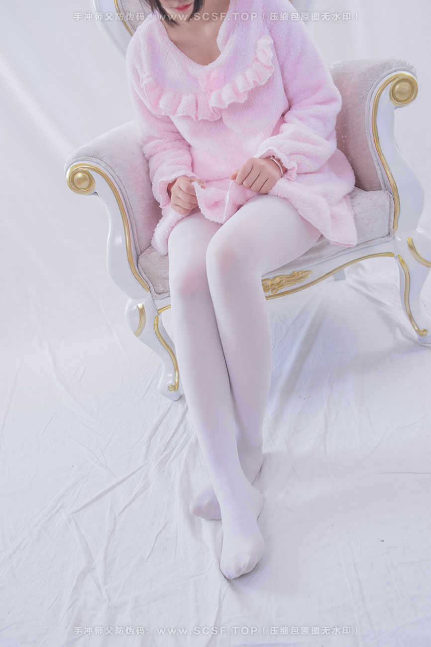 轻兰映画 [77P][371M]粉红毛茸茸睡衣白丝少女
