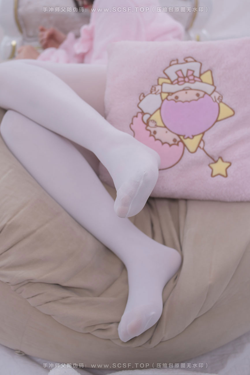 轻兰映画 [77P][371M]粉红毛茸茸睡衣白丝少女