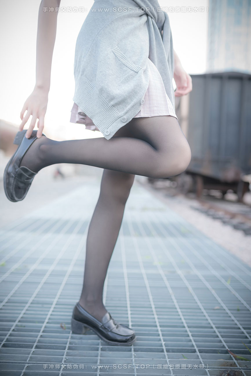 风之领域 [50P][611M]粉裙黑丝白嫩少女