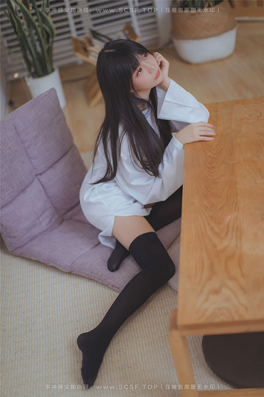 风之领域 [42P][285M]长发的黑丝学妹